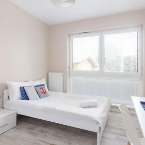 Metro Wilanowska Comfortable Apartament